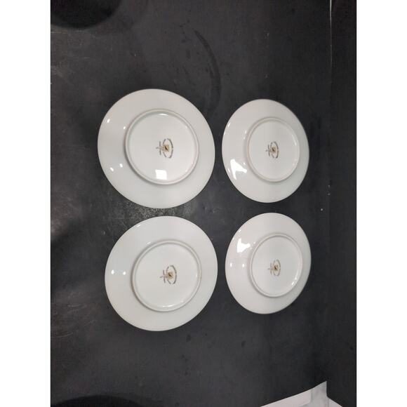 Petite Bouquet Bread‎ Plates Set, Set Of 4, 6.5", Floral Dinnerware, Japan #114 - Picture 3 of 9